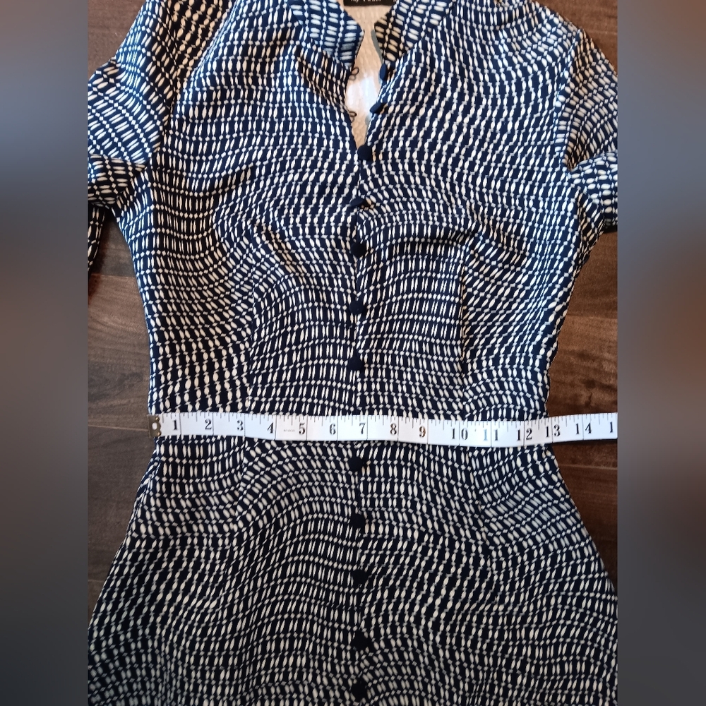Chic Patterned Dress - Picture 5 of 7